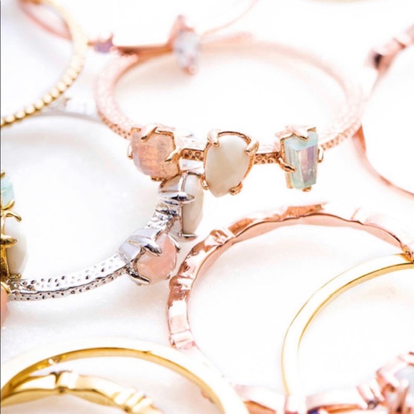 Dainty Three Stone Pastel Ring Silver-sz 6 or 7 - Picture 6 of 7